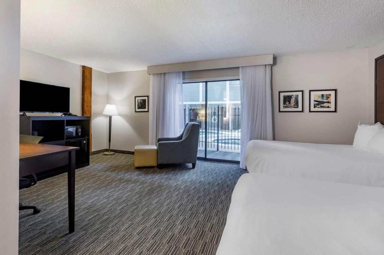 Best Western Plus Como Park Hotel Saint Paul Exterior photo