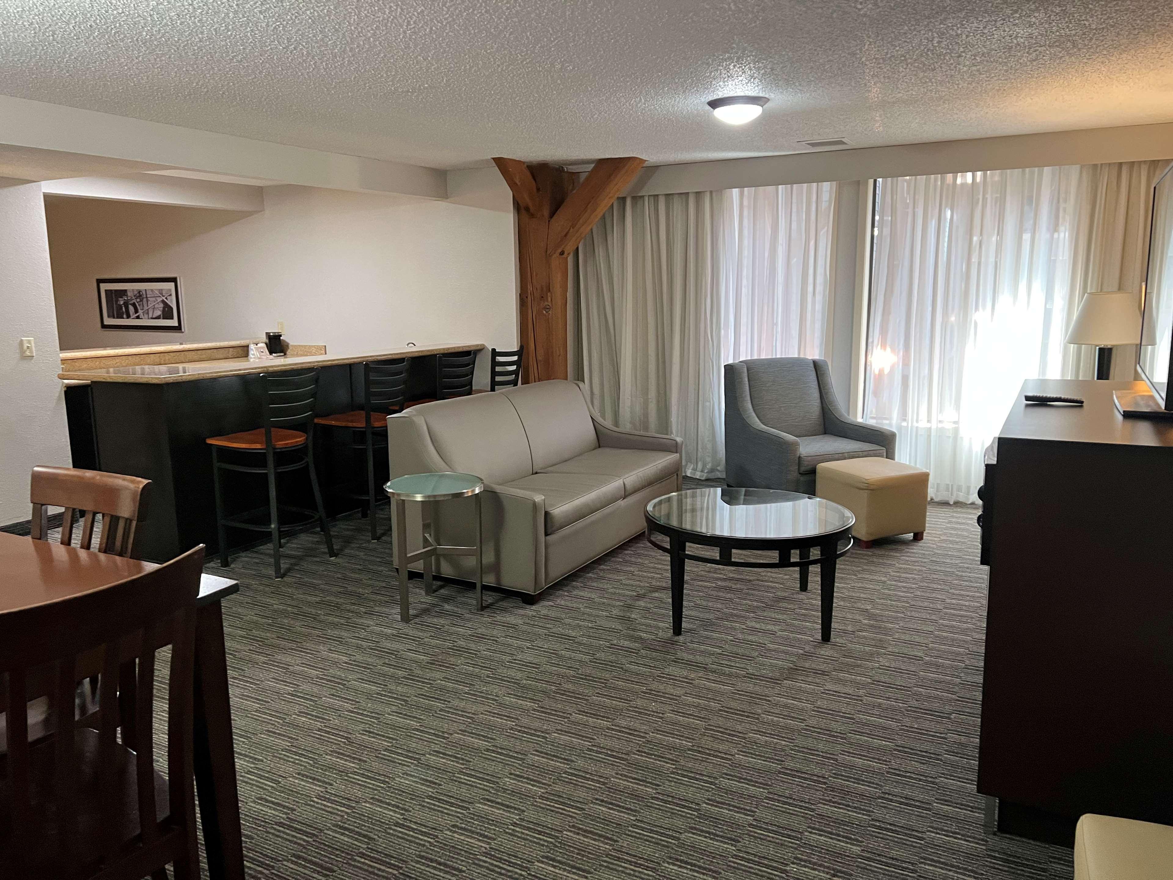 Best Western Plus Como Park Hotel Saint Paul Exterior photo