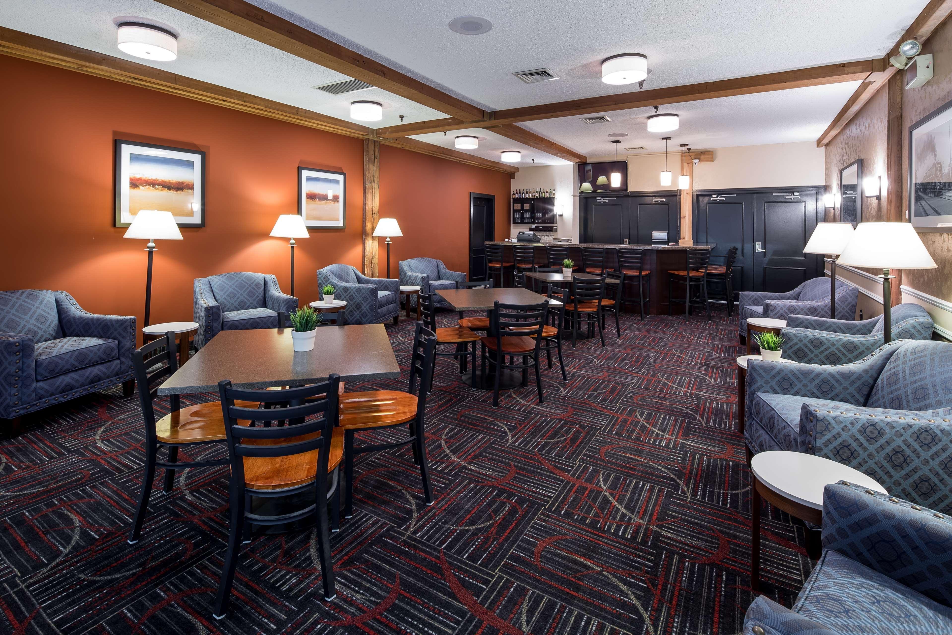 Best Western Plus Como Park Hotel Saint Paul Exterior photo